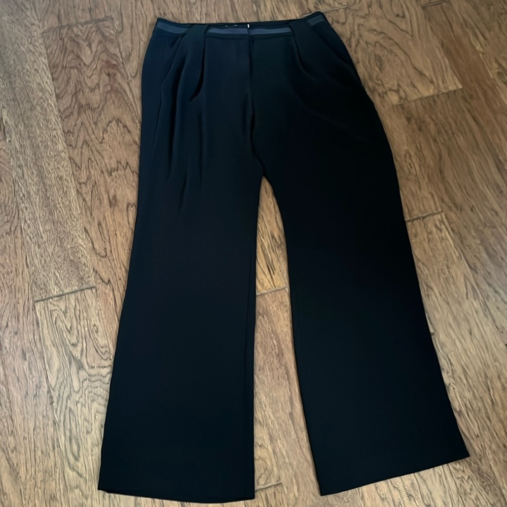 LandsEnd Black Trousers 12x32